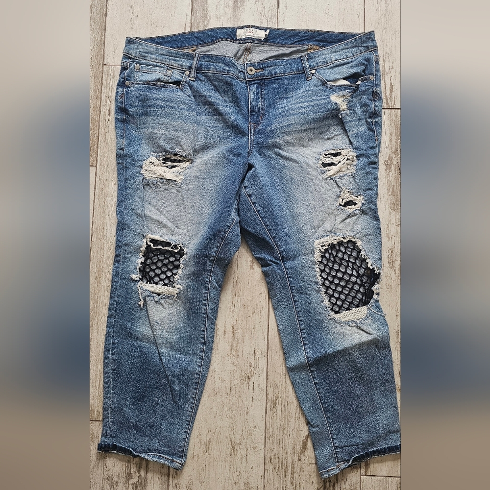 Torrid Blue Distressed Jeans with Fishnet Patches 24 Short